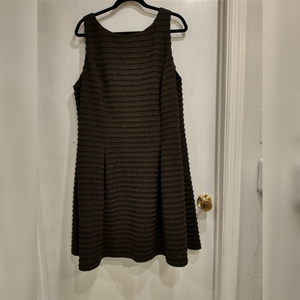Taylor black and purple sparkle dress 18W